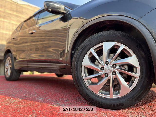 Nissan X-TRAIL 2017-01 7227618-26