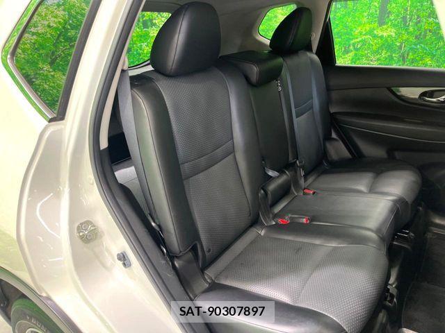 Nissan X-TRAIL 2018-02 7227623-10