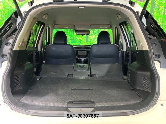 Nissan X-TRAIL 2018-02 7227623-11