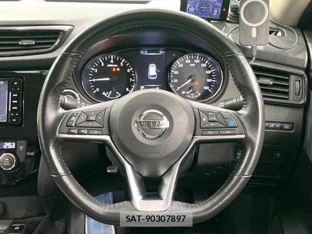 Nissan X-TRAIL 2018-02 7227623-12