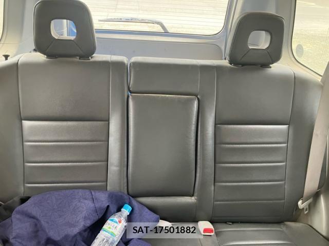 Nissan X-TRAIL 2003-06 7227562-12