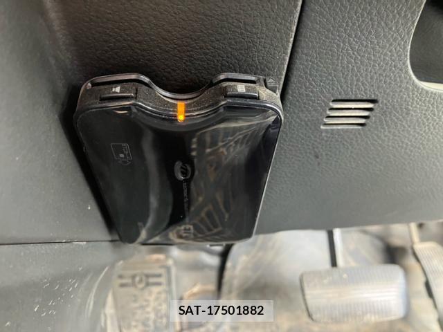 Nissan X-TRAIL 2003-06 7227562-18