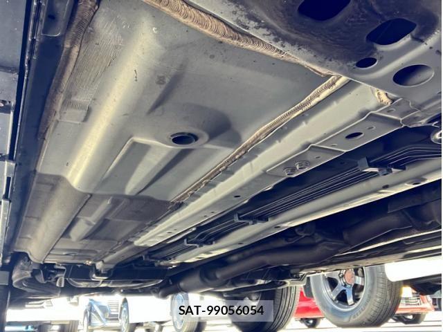 Nissan X-TRAIL 2014-09 7227603-13