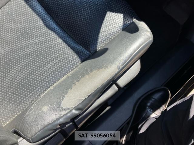 Nissan X-TRAIL 2014-09 7227603-18