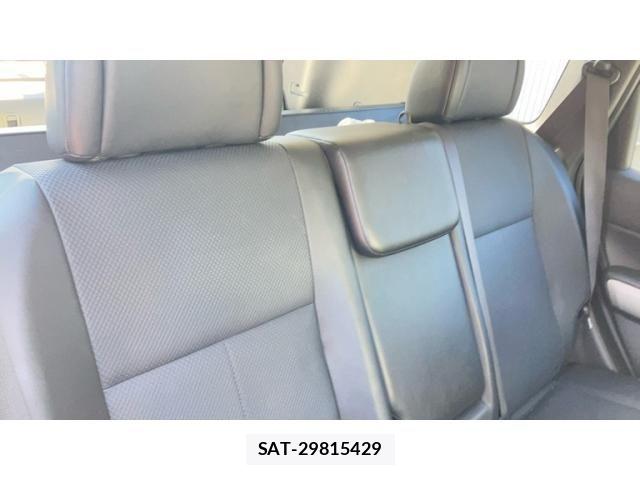 Nissan X-TRAIL 2011-08 7227577-11