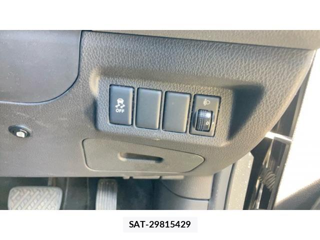 Nissan X-TRAIL 2011-08 7227577-14