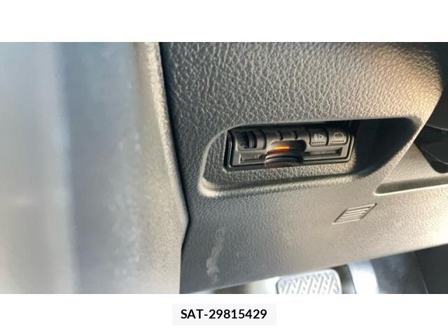 Nissan X-TRAIL 2011-08 7227577-17