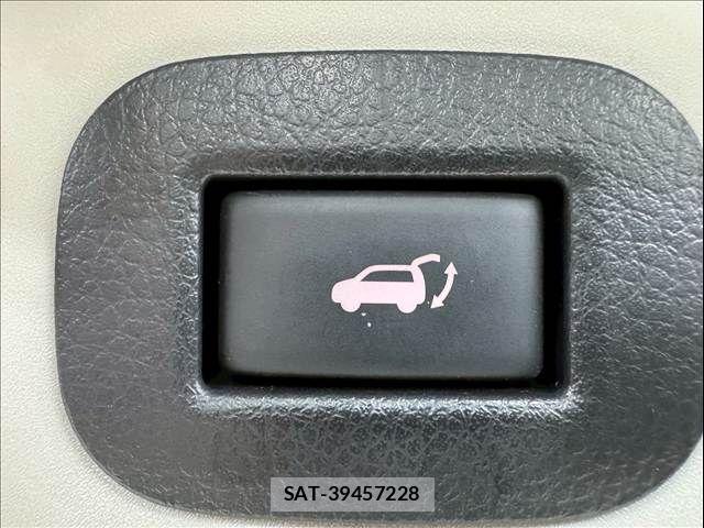 Nissan X-TRAIL 2016-09 7227615-15