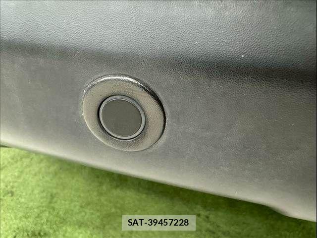 Nissan X-TRAIL 2016-09 7227615-6