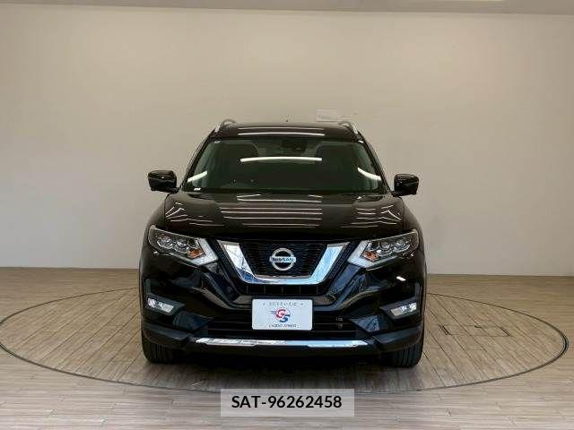 Nissan X-TRAIL 2018-09 7227627-13