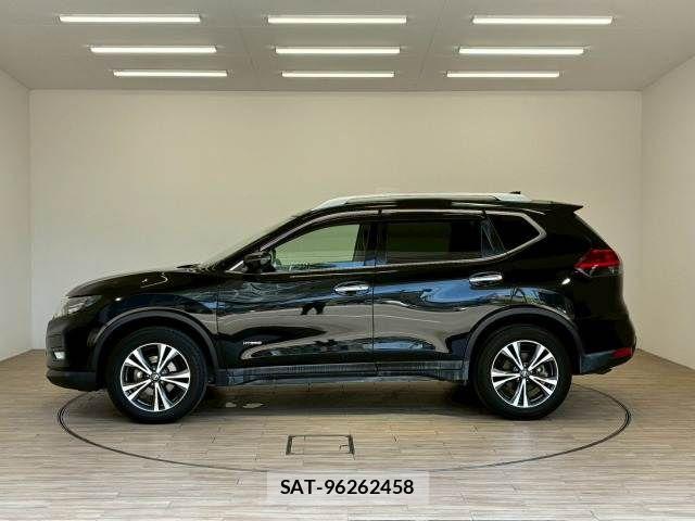 Nissan X-TRAIL 2018-09 7227627-15