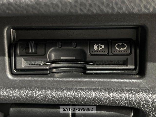 Nissan X-TRAIL 2015-01 7227604-6