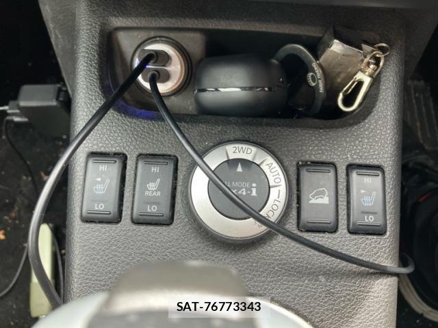 Nissan X-TRAIL 2013-10 7227582-18