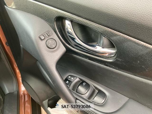 Nissan X-TRAIL 2016-03 7227612-11