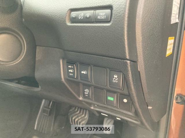 Nissan X-TRAIL 2016-03 7227612-12
