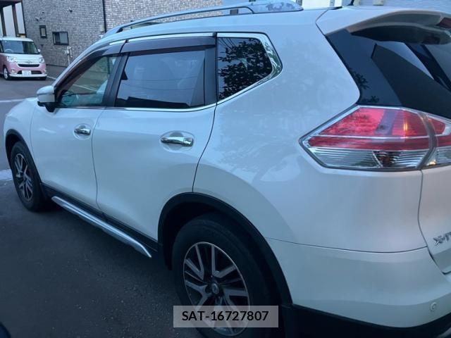 Nissan X-TRAIL 2014-06 7227597-1