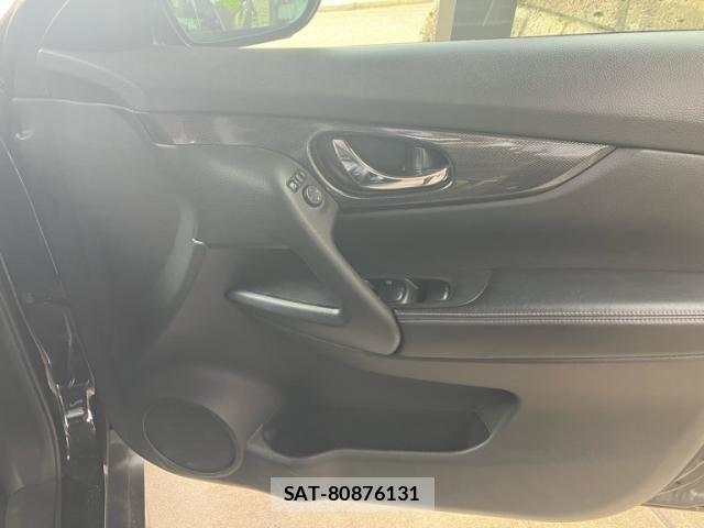 Nissan X-TRAIL 2016-09 7227617-12