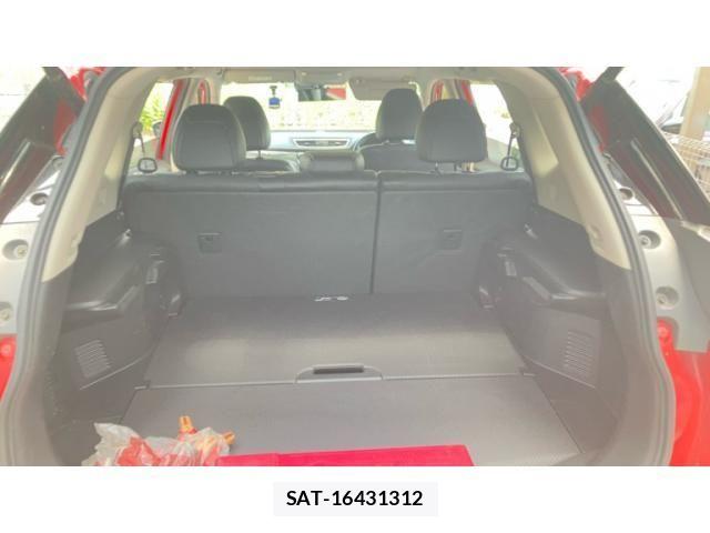 Nissan X-TRAIL 2016-01 7227609-13