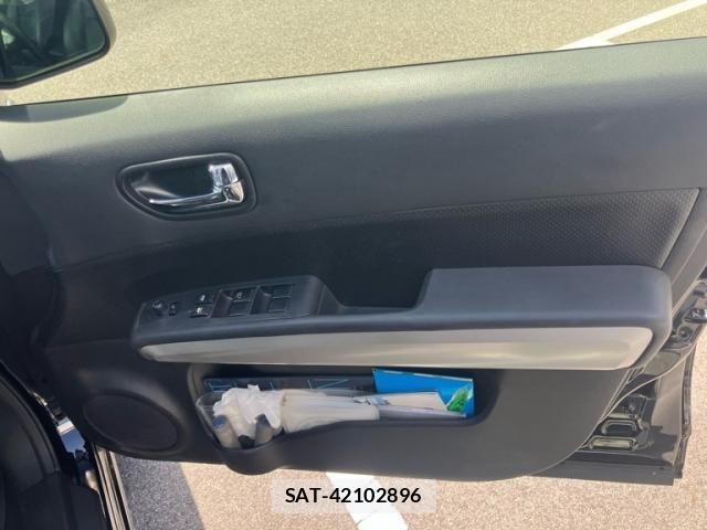 Nissan X-TRAIL 2013-07 7227585-15
