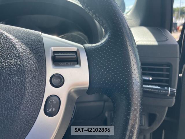 Nissan X-TRAIL 2013-07 7227585-17