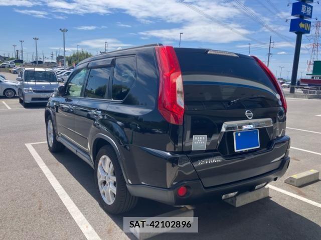 Nissan X-TRAIL 2013-07 7227585-1
