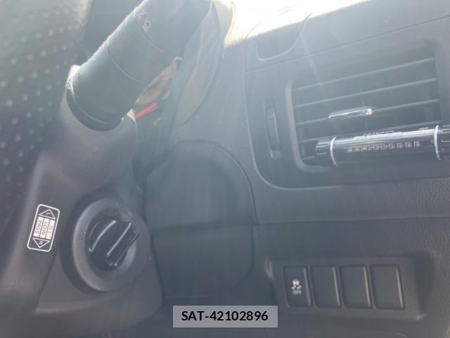Nissan X-TRAIL 2013-07 7227585-19