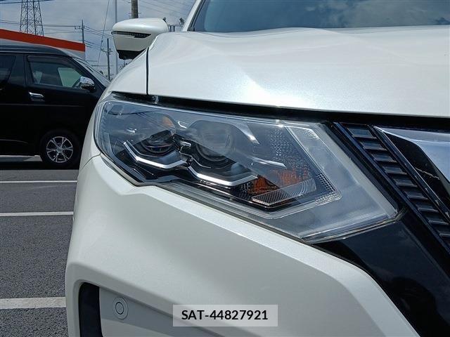 Nissan X-TRAIL 2018-09 7227633-11
