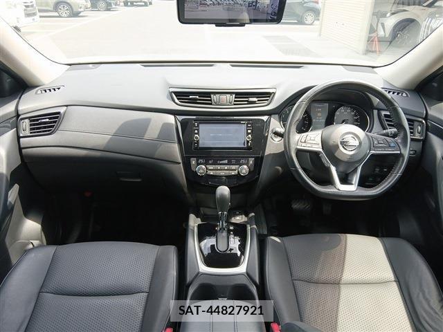 Nissan X-TRAIL 2018-09 7227633-16