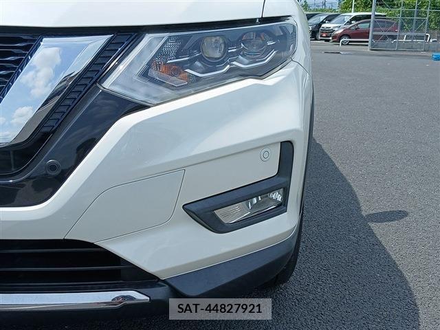 Nissan X-TRAIL 2018-09 7227633-25