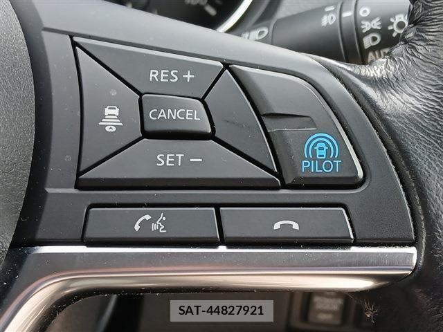 Nissan X-TRAIL 2018-09 7227633-3