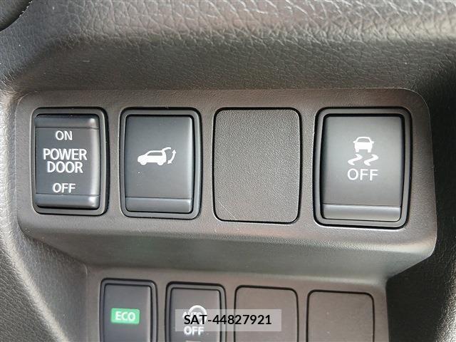 Nissan X-TRAIL 2018-09 7227633-4