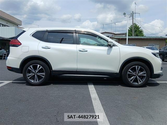 Nissan X-TRAIL 2018-09 7227633-8
