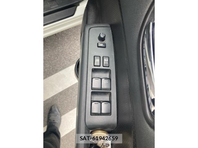 Nissan X-TRAIL 2013-10 7227584-11