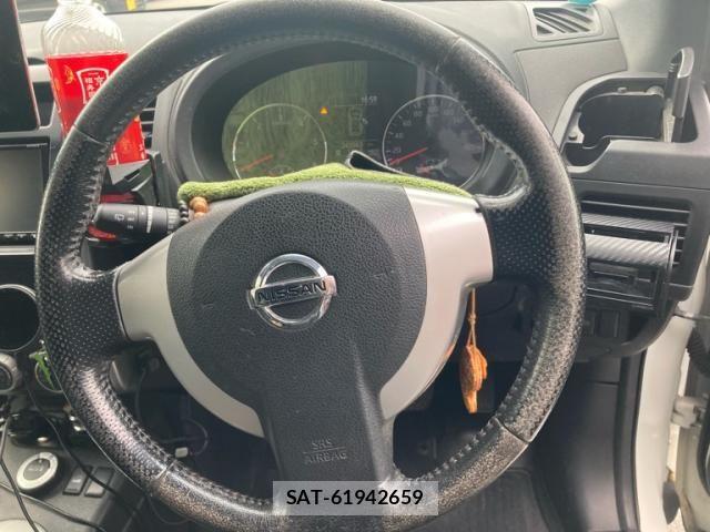 Nissan X-TRAIL 2013-10 7227584-12