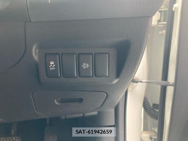 Nissan X-TRAIL 2013-10 7227584-13