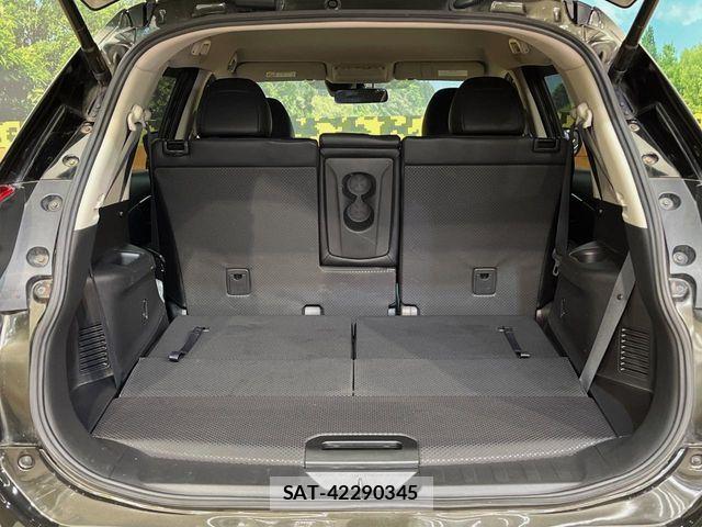 Nissan X-TRAIL 2017-09 7252935-11