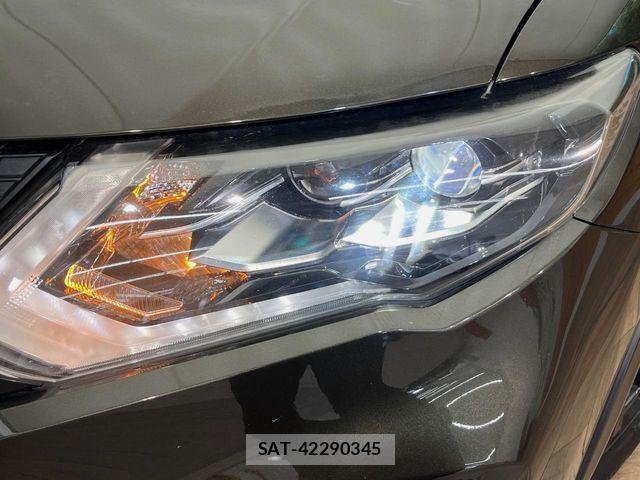 Nissan X-TRAIL 2017-09 7252935-12