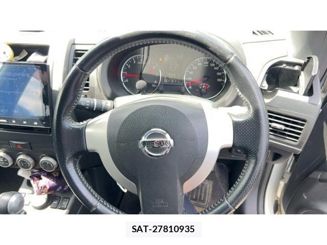 Nissan X-TRAIL 2011-08 7252952-14