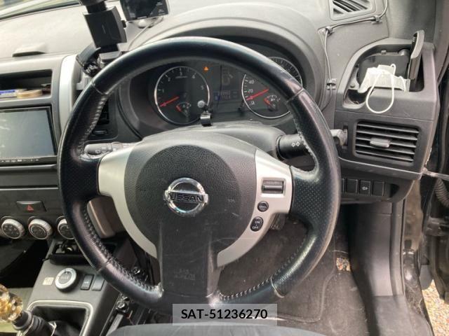 Nissan X-TRAIL 2011-12 7252957-12