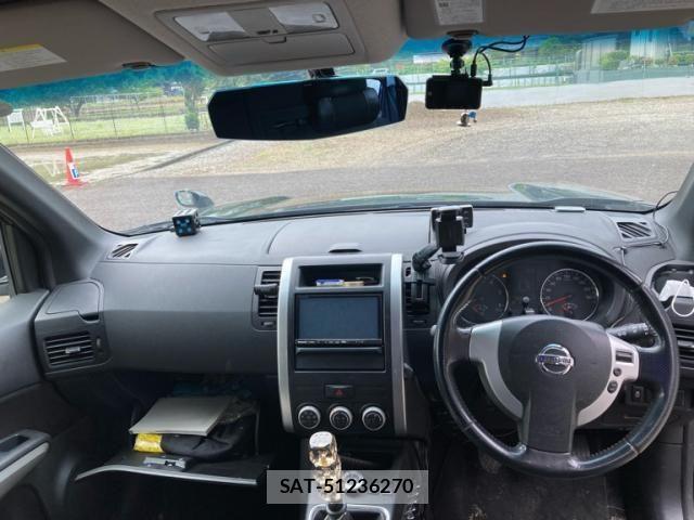 Nissan X-TRAIL 2011-12 7252957-18