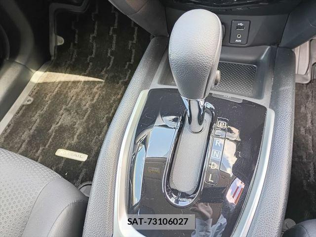 Nissan X-TRAIL 2015-02 7252955-22