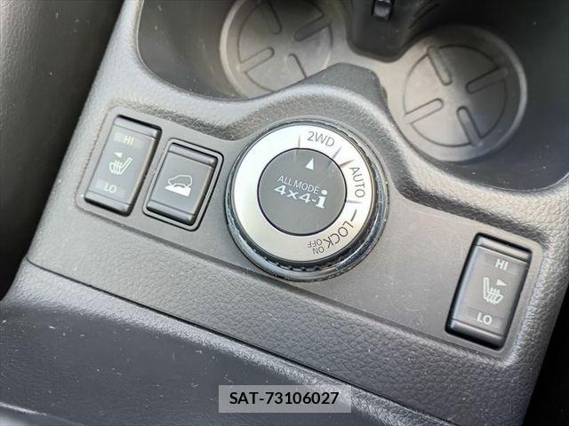 Nissan X-TRAIL 2015-02 7252955-23