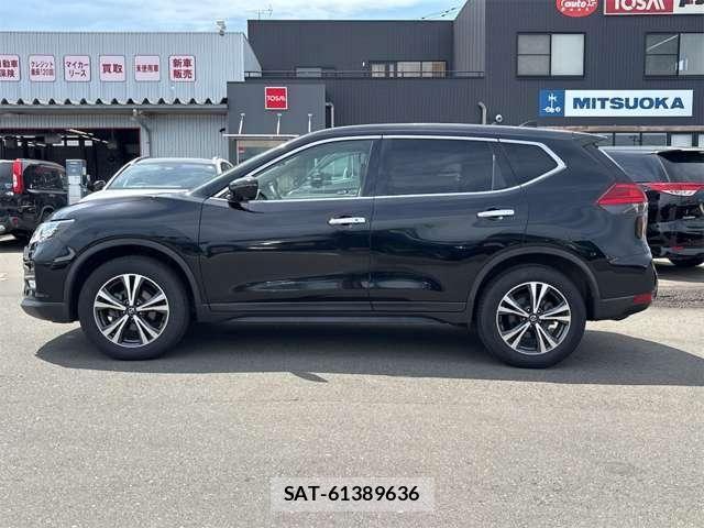 Nissan X-TRAIL 2018-07 7252936-23