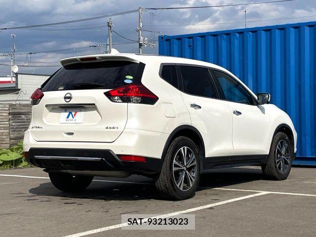 Nissan X-TRAIL 2019-05 7252931-17