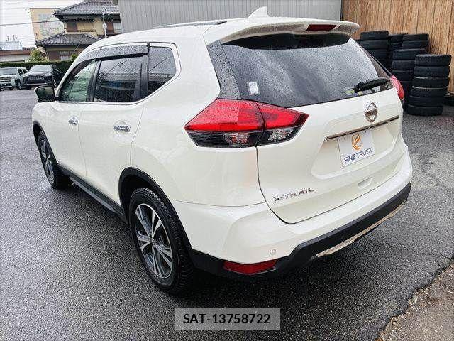 Nissan X-TRAIL 2018-01 7252933-18