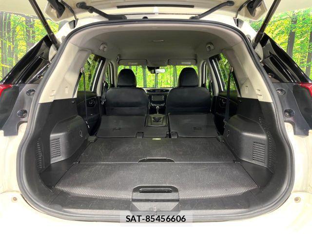 Nissan X-TRAIL 2017-08 7252934-10