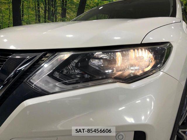 Nissan X-TRAIL 2017-08 7252934-12