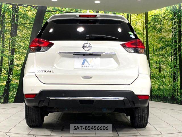 Nissan X-TRAIL 2017-08 7252934-15