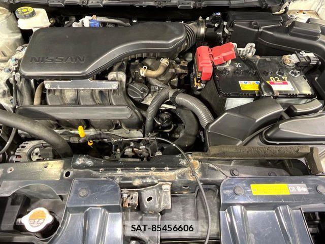 Nissan X-TRAIL 2017-08 7252934-18