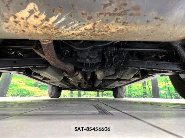 Nissan X-TRAIL 2017-08 7252934-19